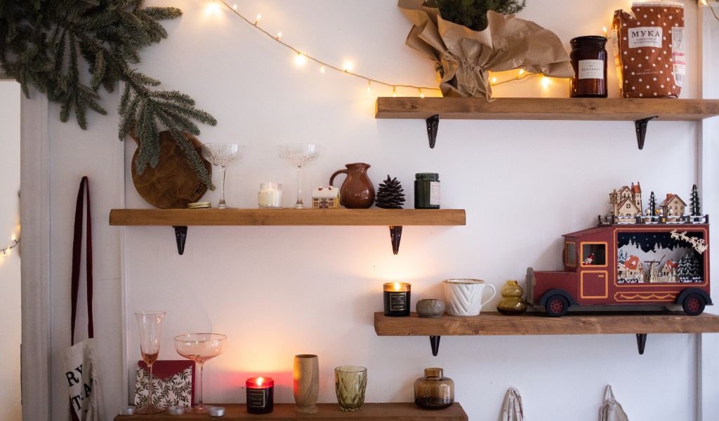 Decoração com prateleiras