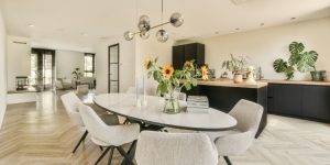 Sala com mesa de jantar perfeita oval