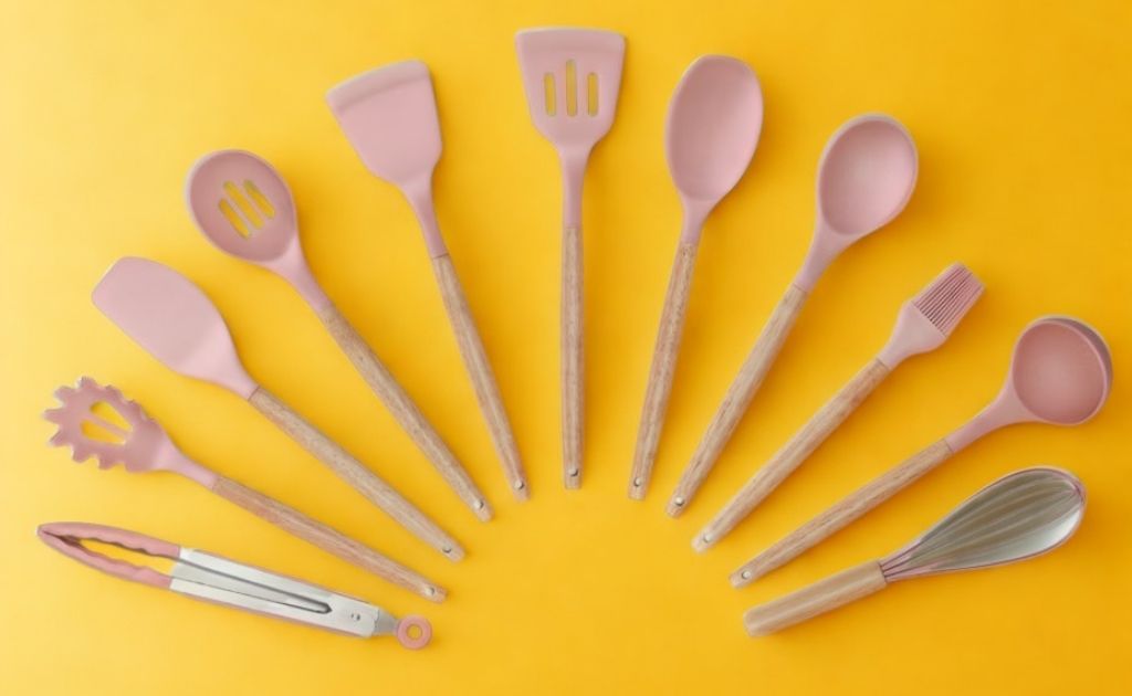kit de utensílios de cozinha em silicone com cabos de madeira produto favorito de 2025